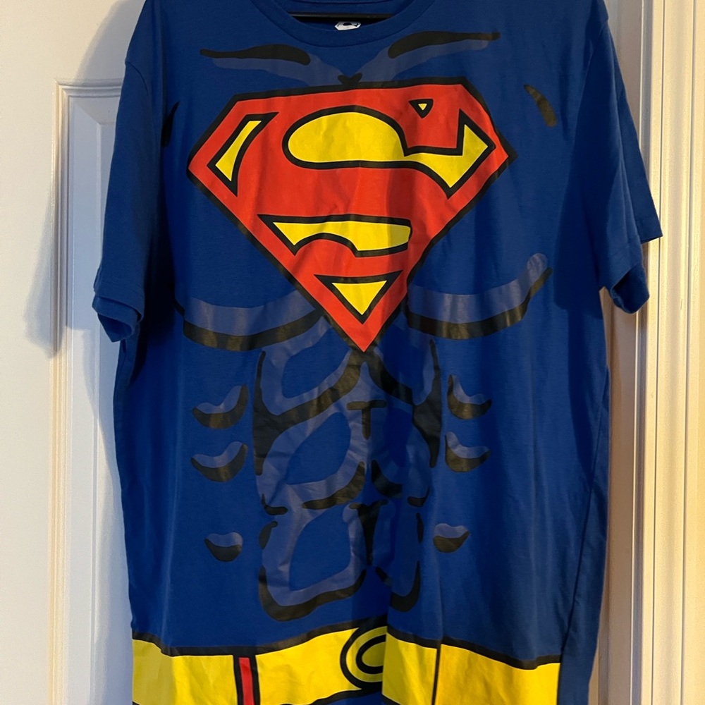 Superman Graphic T-Shirt